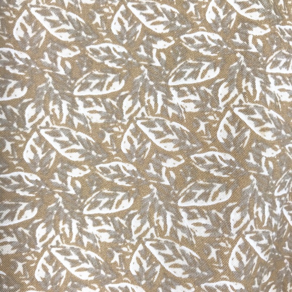 Tan Leaf Pattern Casual Button Down Date Shirt M - Picture 3 of 6